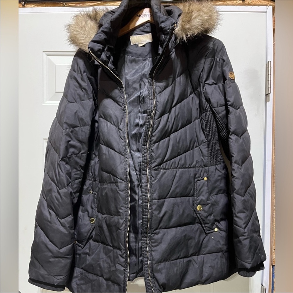 MICHAEL Michael Kors Black Quilted Puffer Coat with Fur Trim
